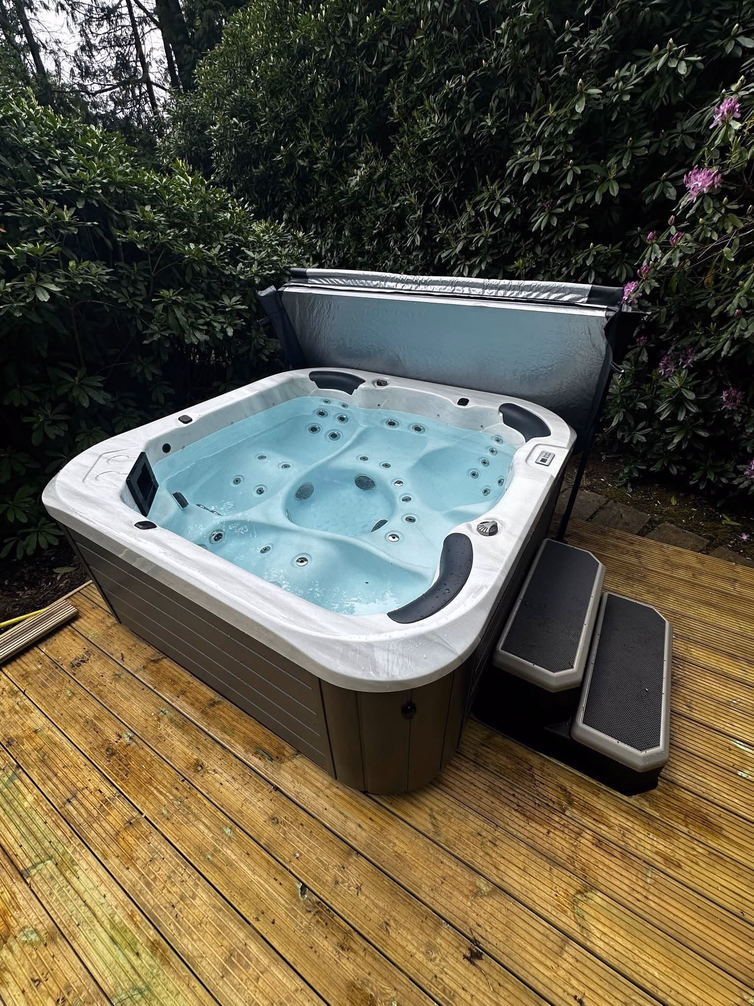 How Often Should You Have Your Hot Tub Professionally Deep Cleaned?