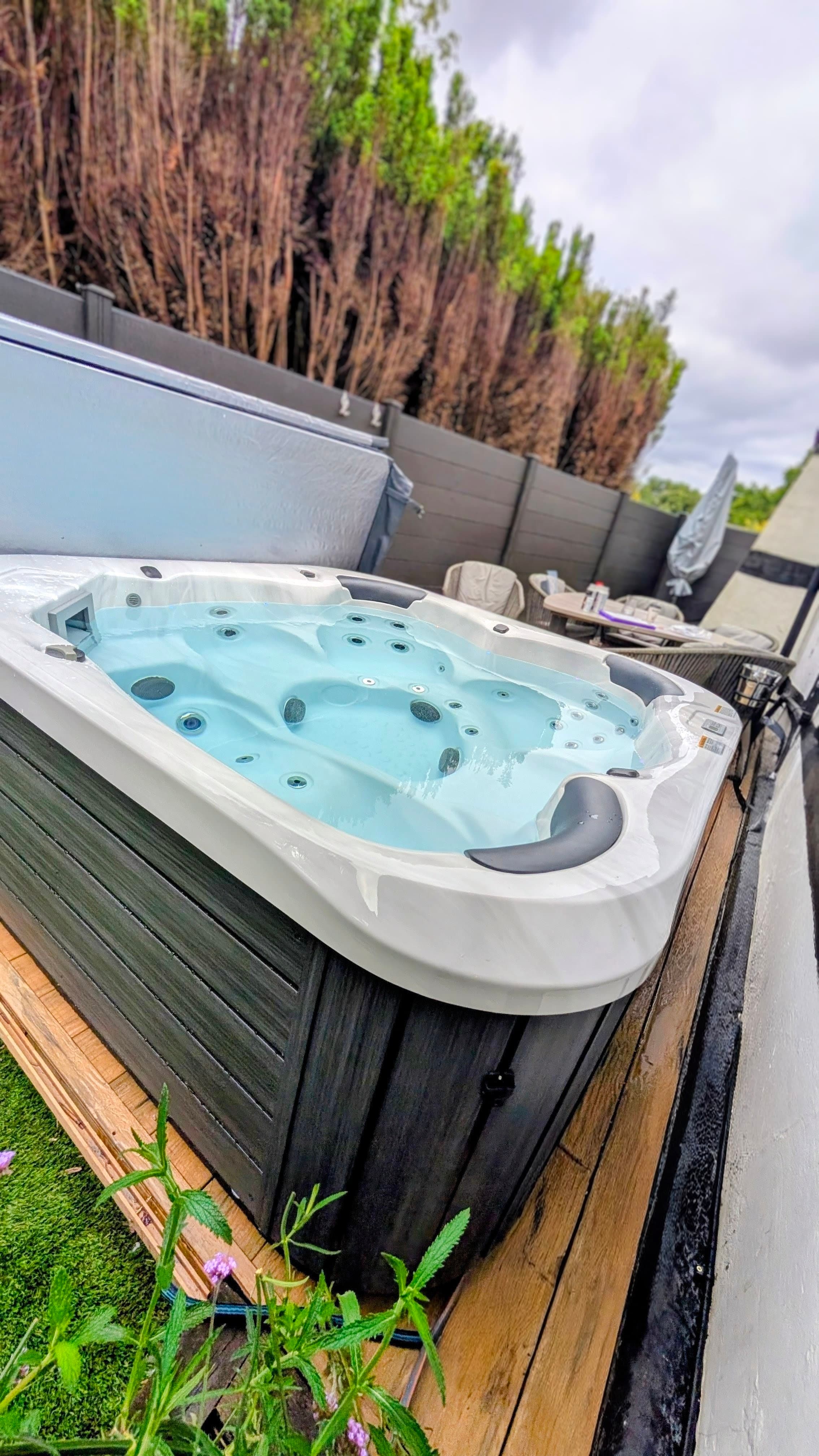 Installed garden hot tub after scheduled care